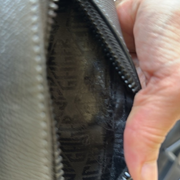 Kurt Geiger dark Gray Leather camera crossbody bag. - Picture 7 of 7